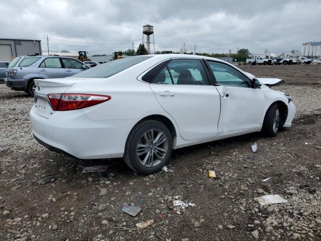  TOYOTA CAMRY 2016 Белы