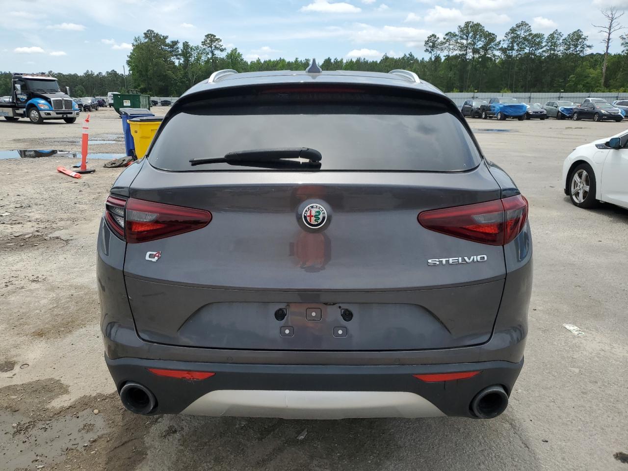 2018 Alfa Romeo Stelvio VIN: ZASFAKANXJ7C19707 Lot: 56553175
