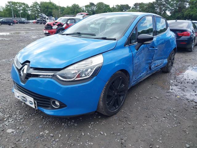 RENAULT CLIO D-QUE 2015