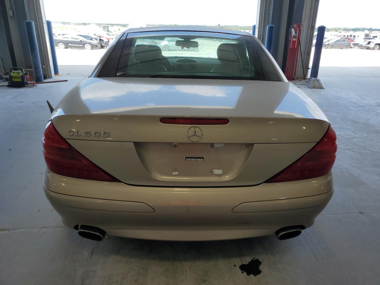 2003 Mercedes-Benz Sl 500R VIN: WDBSK75F23F042663 Lot: 57431825