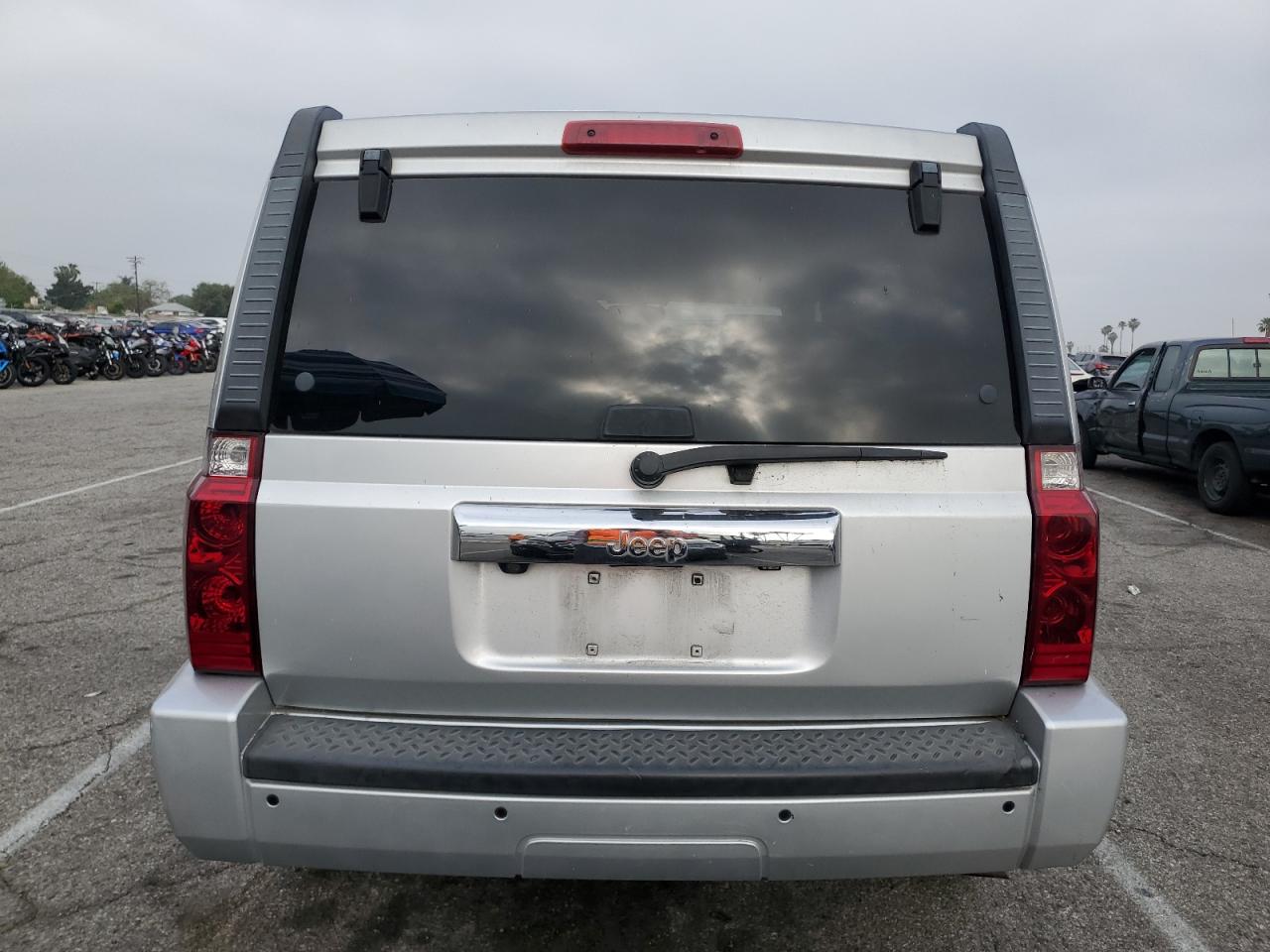 2008 Jeep Commander Limited VIN: 1J8HH58N78C233112 Lot: 58253695