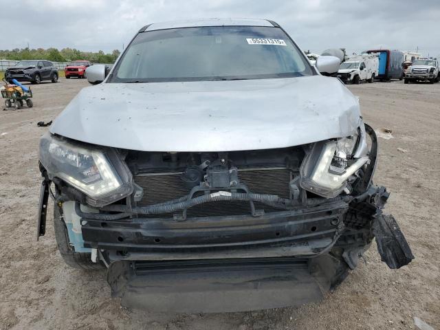  NISSAN ROGUE 2017 Silver