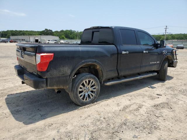  NISSAN TITAN 2017 Чорний