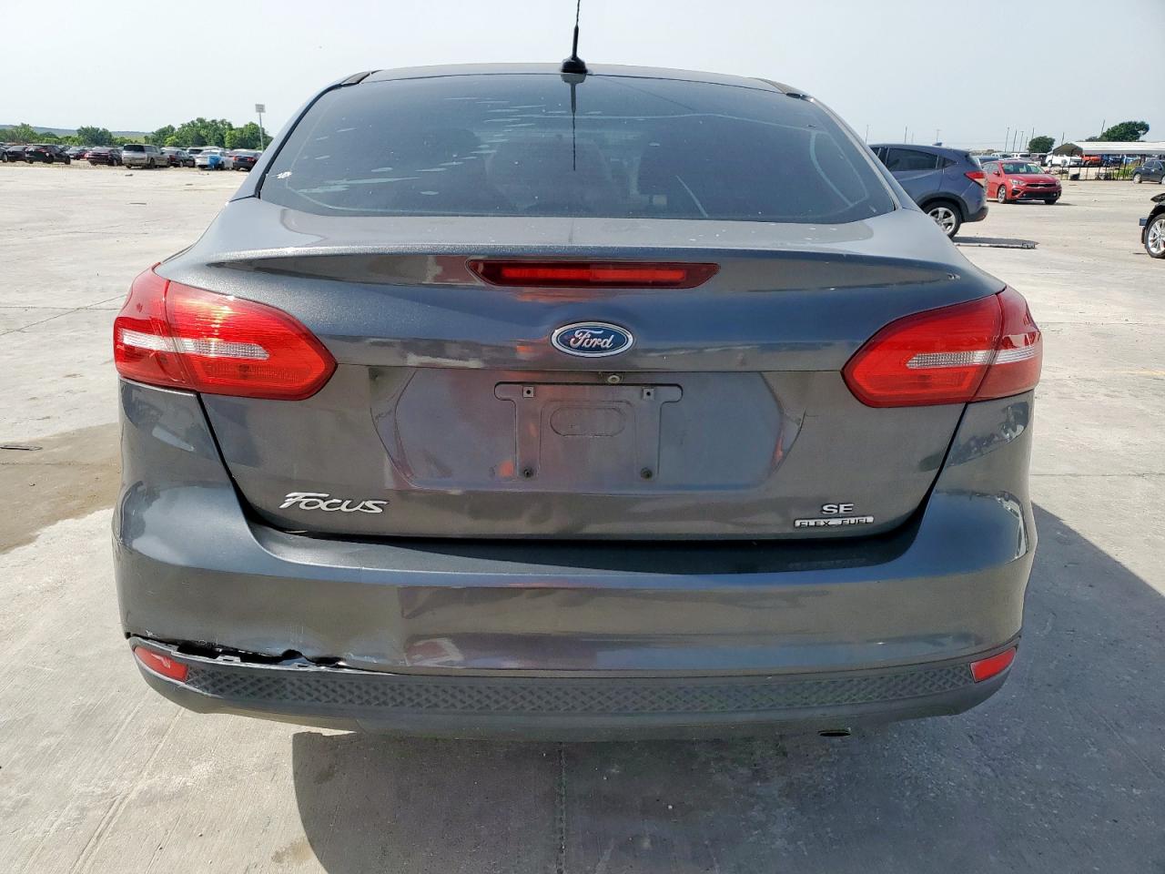 2015 Ford Focus Se VIN: 1FADP3F27FL313650 Lot: 57183745