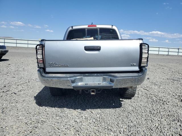 Pickups TOYOTA TACOMA 2015 Srebrny