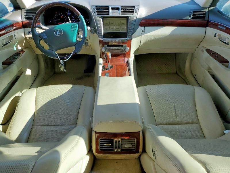  LEXUS LS460 2012 Белый