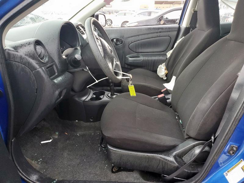  NISSAN VERSA 2015 Granatowy
