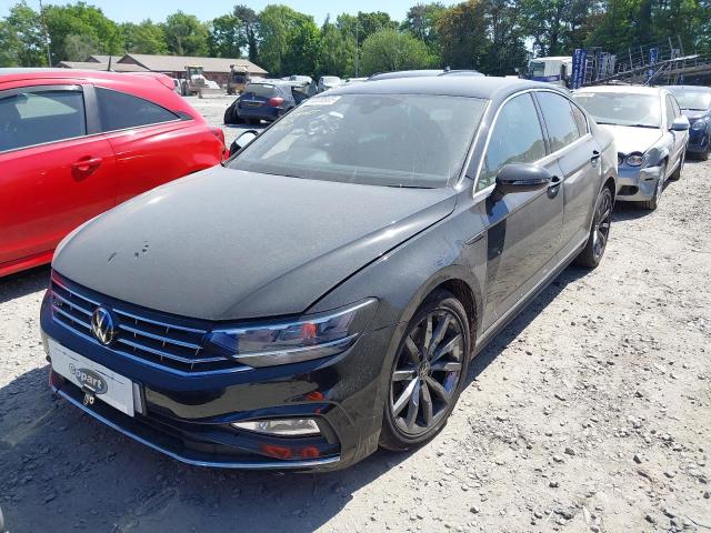 VOLKSWAGEN PASSAT R-L 2020