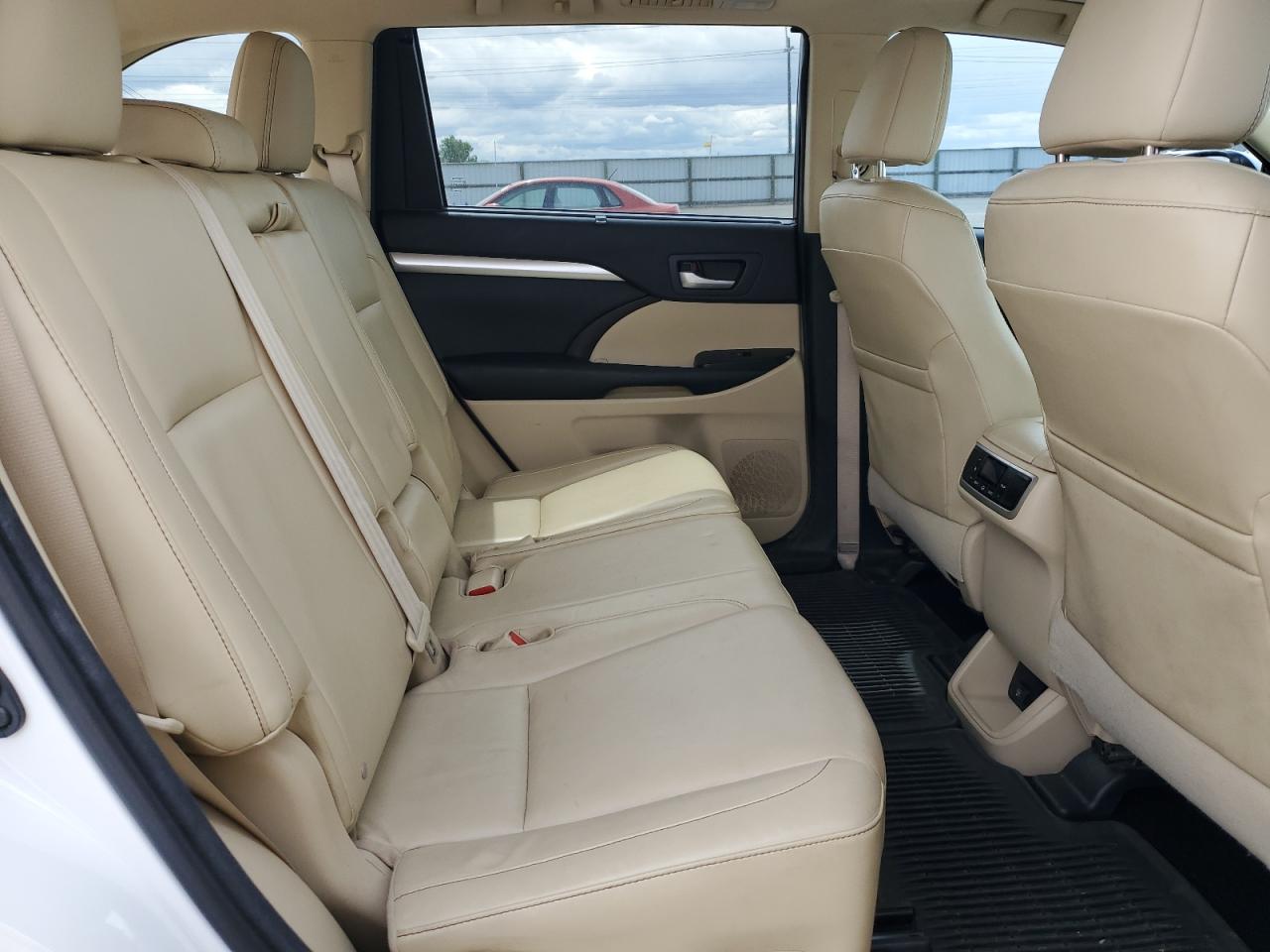2014 Toyota Highlander Xle VIN: 5TDJKRFHXES065877 Lot: 56587385
