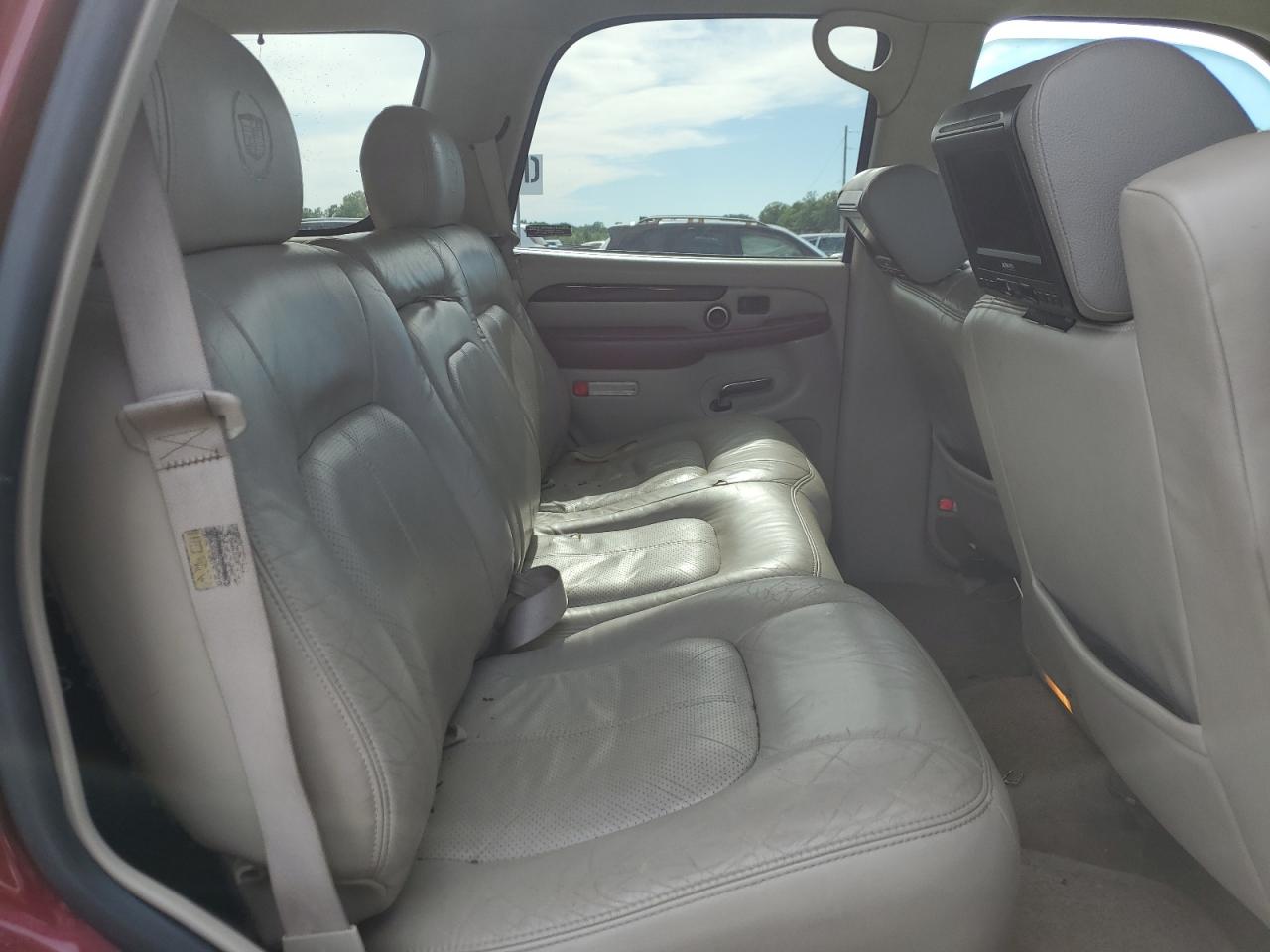 2002 Cadillac Escalade Luxury VIN: 1GYEC63T52R207109 Lot: 58057165