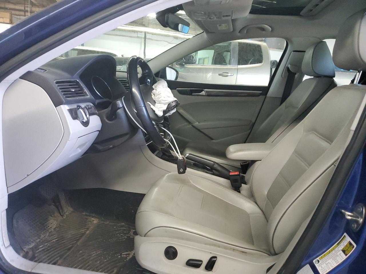 2016 Volkswagen Passat Se VIN: 1VWBT7A37GC017997 Lot: 55146215