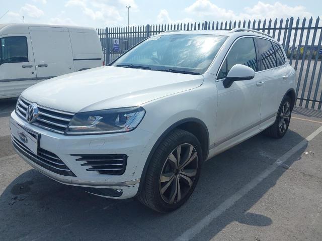 2015 VOLKSWAGEN TOUAREG V6 R-LINE TDI BMT  for sale at Copart CHESTER