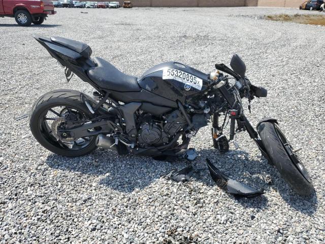 2024 Yamaha Yzfr7 