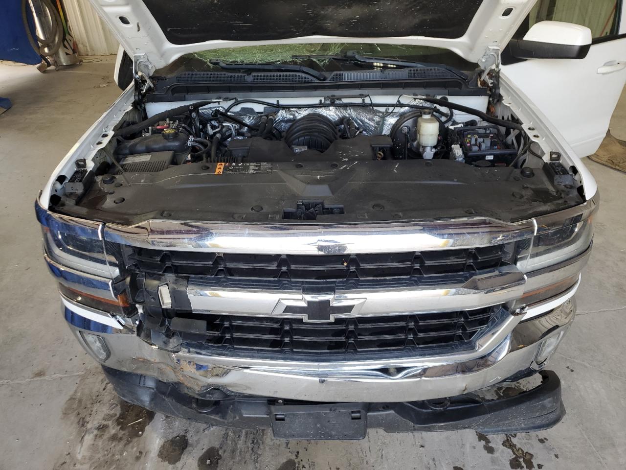 2017 Chevrolet Silverado K1500 Lt VIN: 3GCUKREC2HG296374 Lot: 55180205