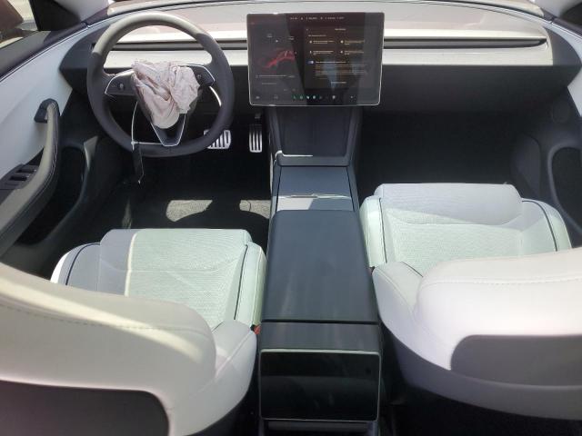  TESLA MODEL 3 2025 Червоний