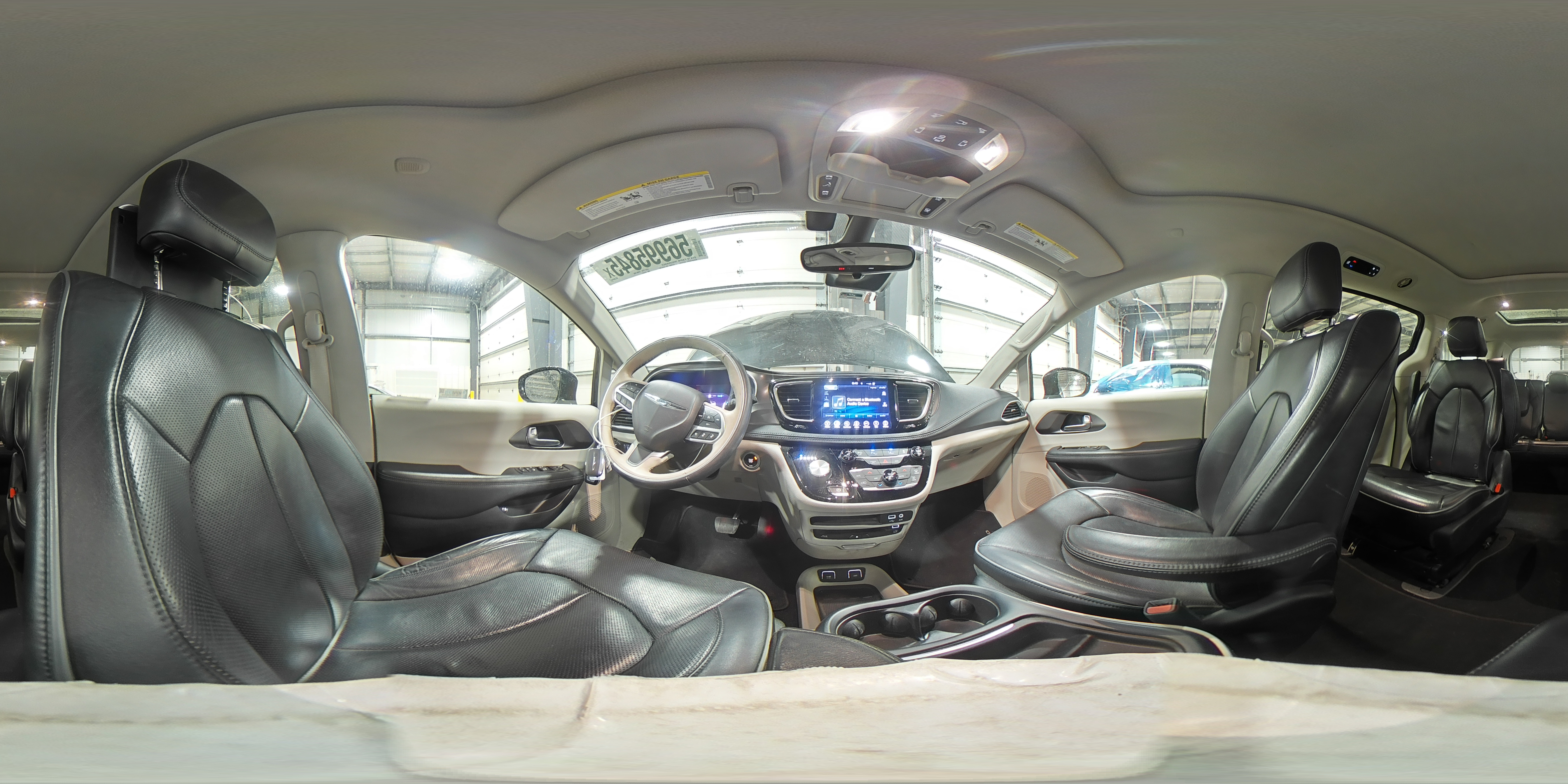 2017 Chrysler Pacifica Ehybrid Platinum VIN: 2C4RC1N71HR745657 Lot: 56995845
