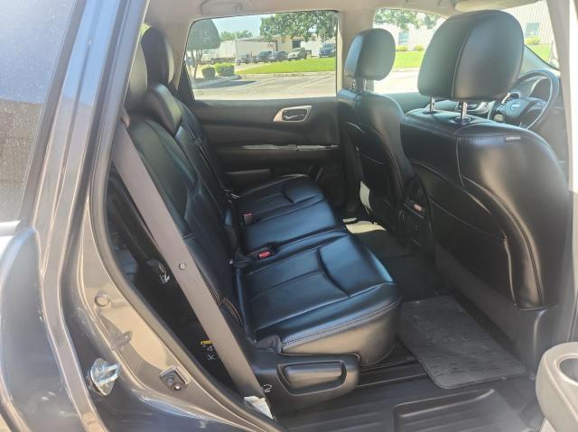  NISSAN PATHFINDER 2017 Szary