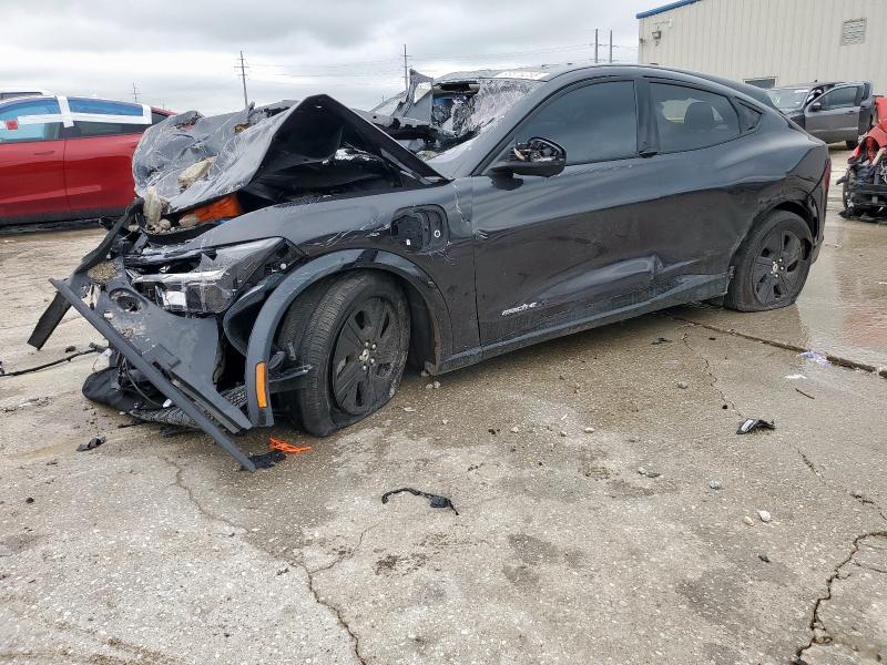2022 Ford Mustang Mach-E California Route 1