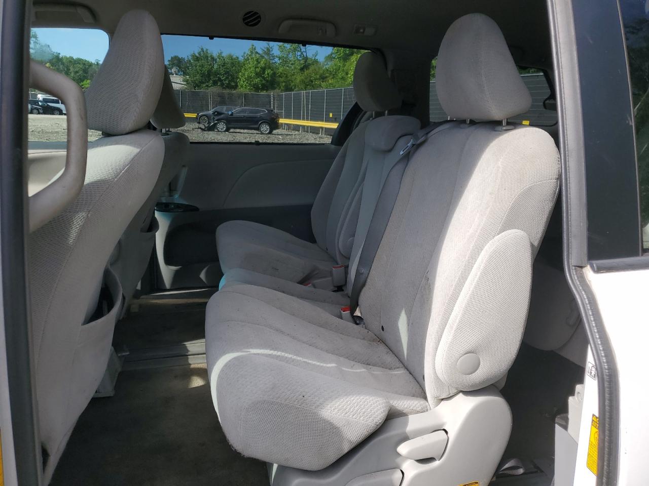 2014 Toyota Sienna Le VIN: 5TDKK3DC0ES460126 Lot: 57650355
