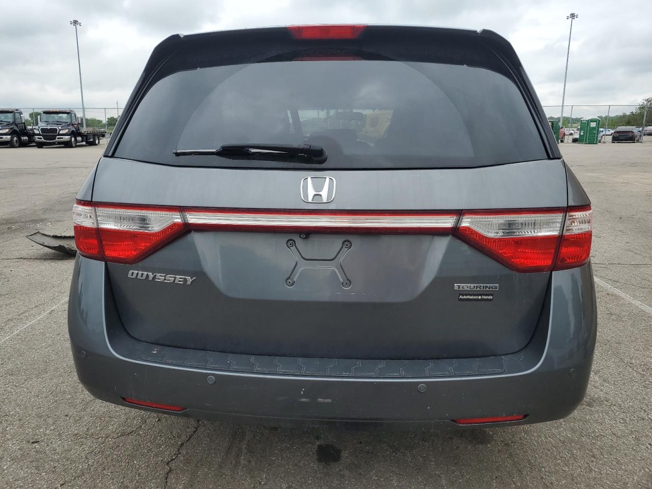 2011 Honda Odyssey Touring VIN: 5FNRL5H96BB038061 Lot: 56738395