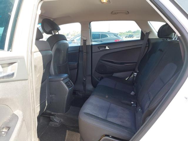 2015 HYUNDAI TUCSON SE