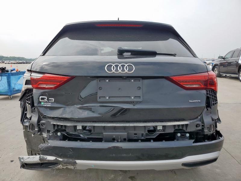  AUDI Q3 2021 Czarny