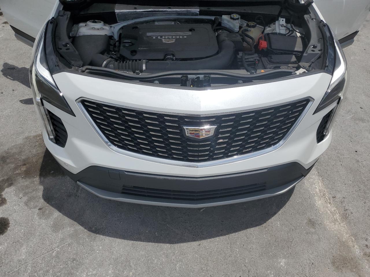 2020 Cadillac Xt4 Premium Luxury VIN: 1GYFZCR4XLF005029 Lot: 55274025