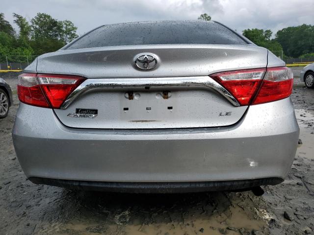  TOYOTA CAMRY 2017 Серебристый
