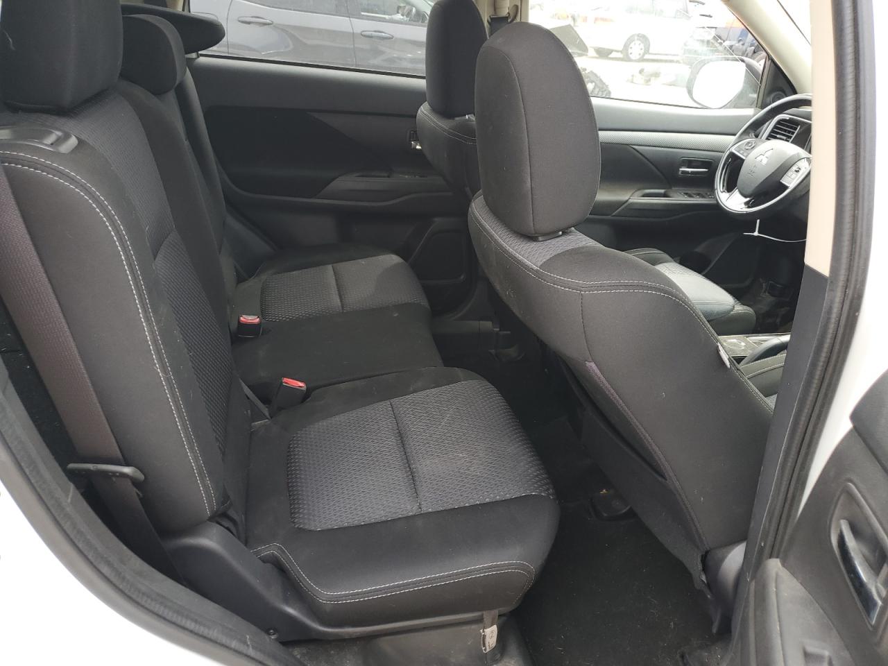 2017 Mitsubishi Outlander Es VIN: JA4AD2A34HZ055680 Lot: 56531215