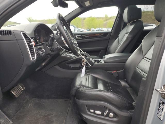  PORSCHE CAYENNE 2019 Srebrny