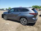 2020 Toyota Highlander Xle   for Sale in Chicago Heights, IL - Front End