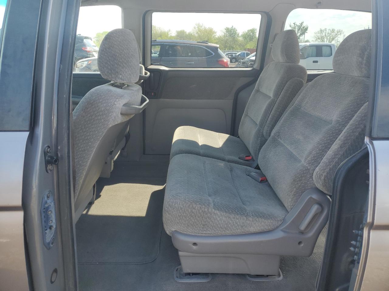 2000 Honda Odyssey Lx VIN: 2HKRL1852YH617953 Lot: 56022885