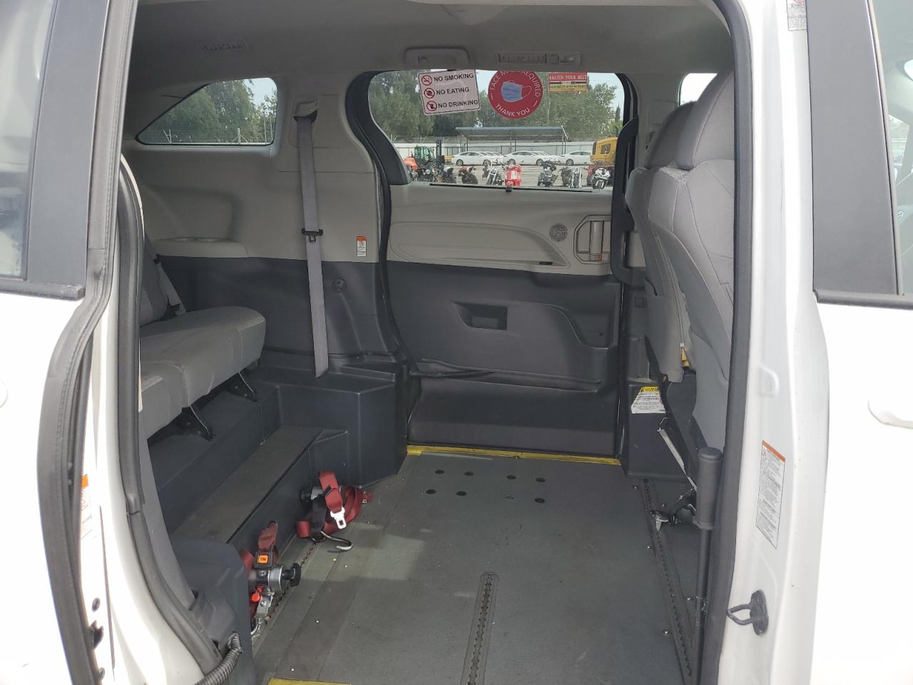 2022 Toyota Sienna Le VIN: 5TDKSKFC5NS071067 Lot: 57174235