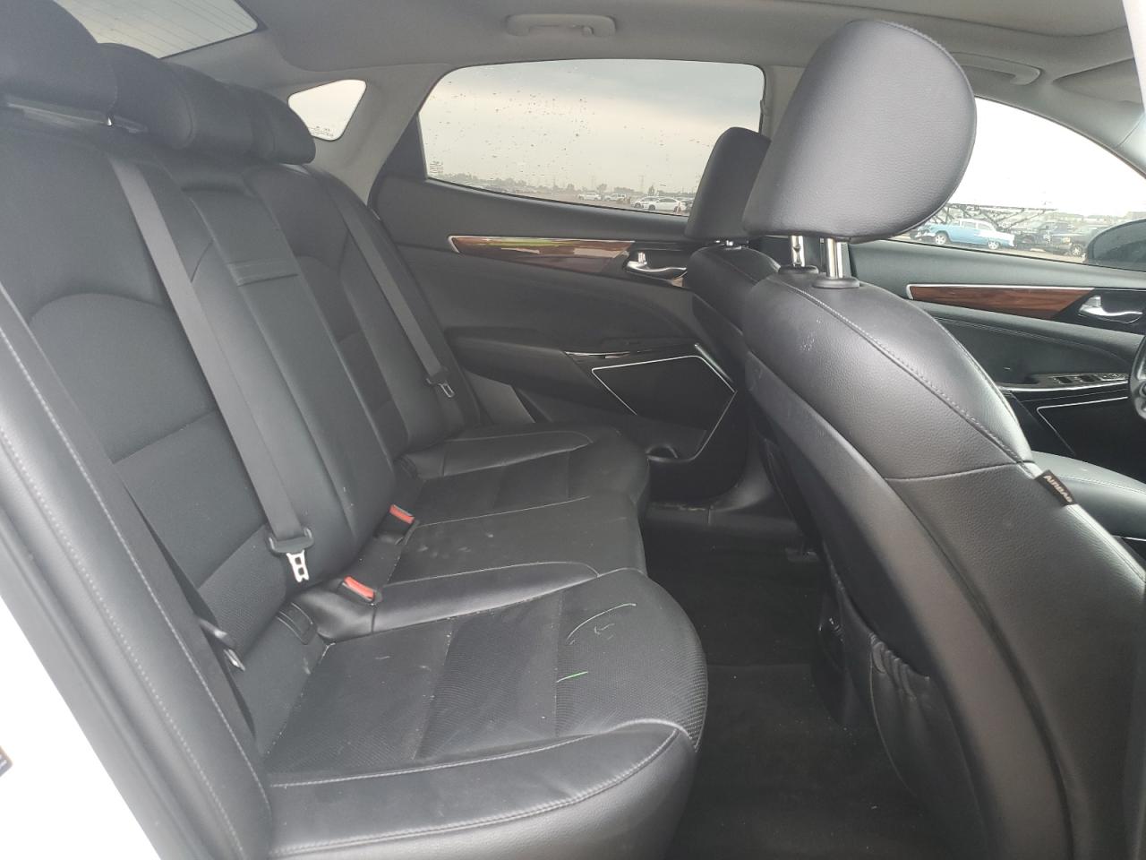 2017 Kia Cadenza Premium VIN: KNALC4J10H5093701 Lot: 58205525