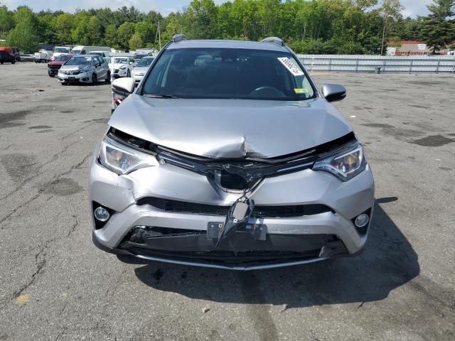  TOYOTA RAV4 2018 Серебристый