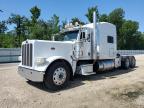 2016 Peterbilt 389 Semi Truck for Sale in Greenwell Springs, LA - Minor Dent/Scratches