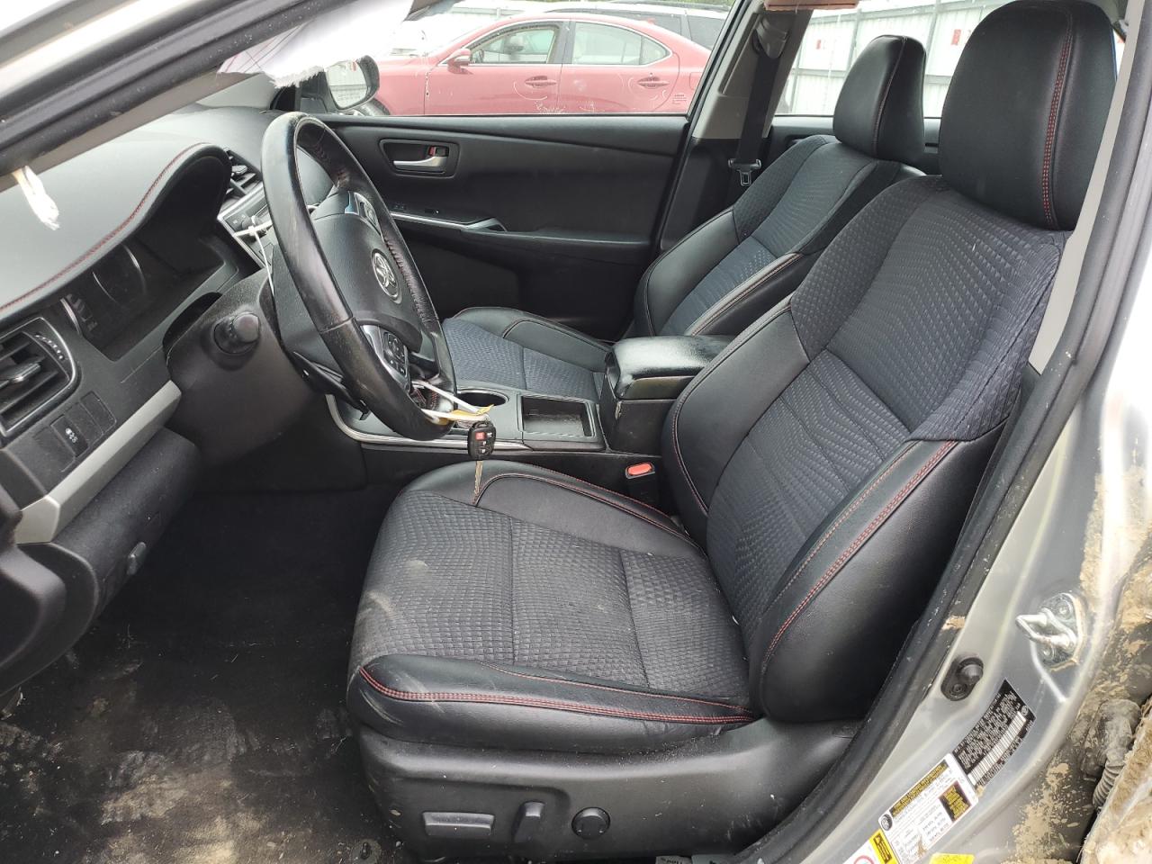 2015 Toyota Camry Le VIN: 4T1BF1FKXFU015835 Lot: 58372675