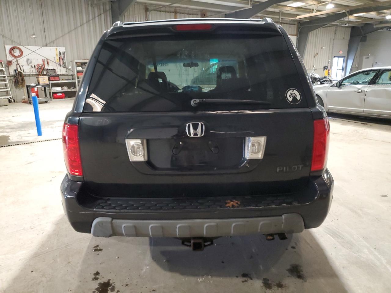 2004 Honda Pilot Exl VIN: 2HKYF185X4H557076 Lot: 54473465