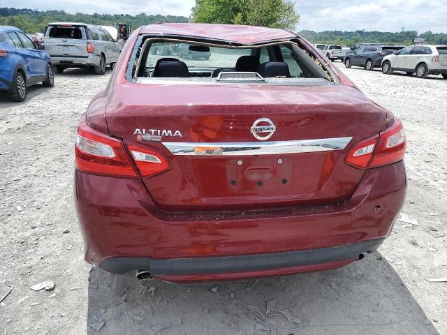  NISSAN ALTIMA 2017 Czerwony