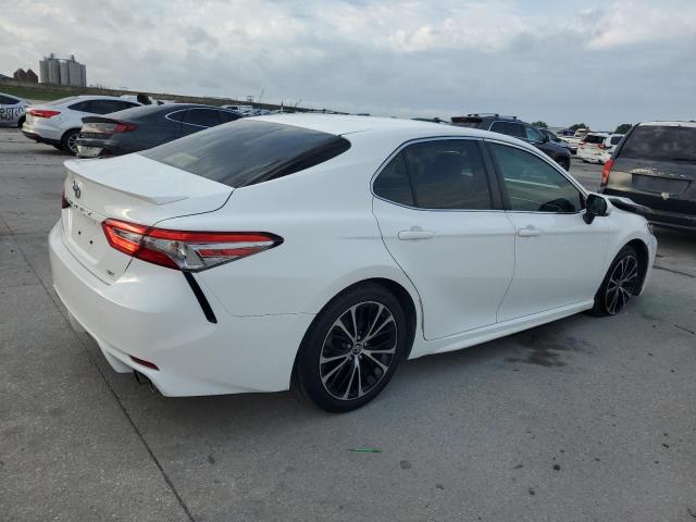  TOYOTA CAMRY 2018 White