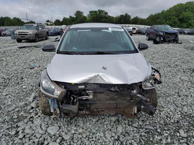  KIA RIO 2018 Srebrny