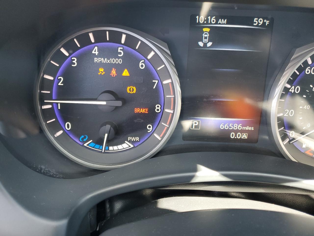 2014 Infiniti Q50 - Image 9