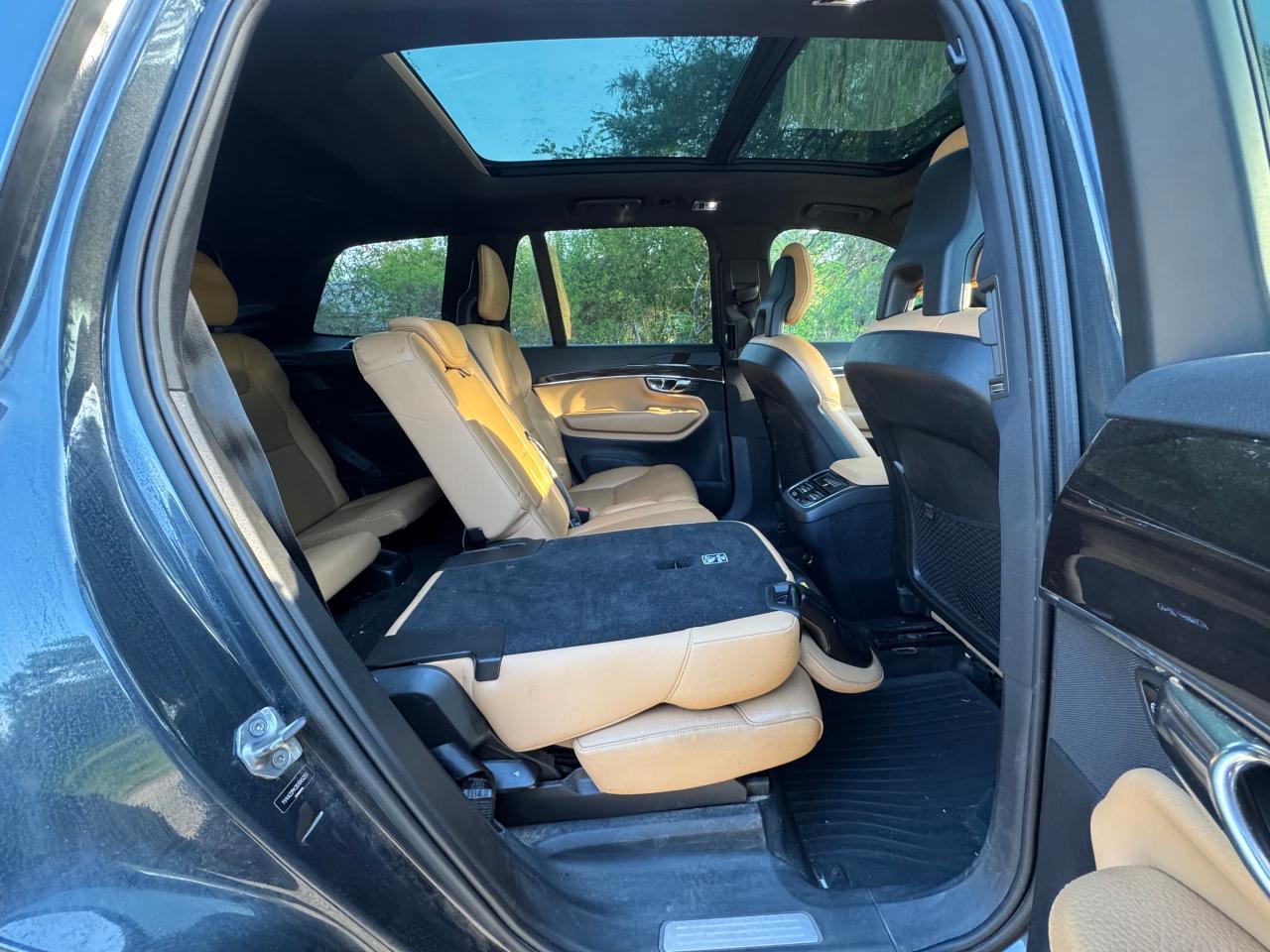 2016 Volvo Xc90 T6 VIN: YV4A22PK2G1045251 Lot: 57183185