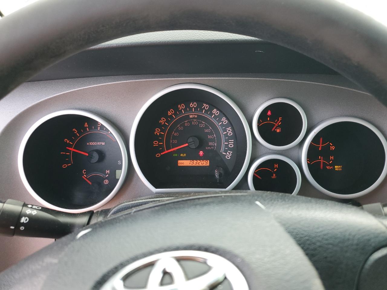 2011 Toyota Tundra Double Cab Sr5 VIN: 5TFUY5F12BX200055 Lot: 55825555