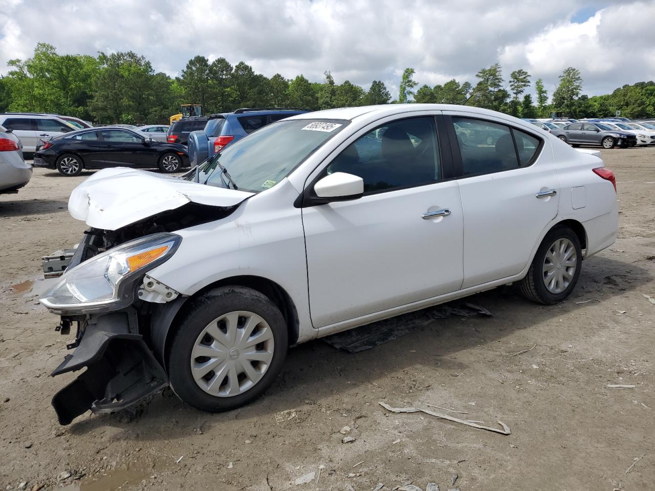2018 Nissan Versa S продається в Hampton, VA - Front End
