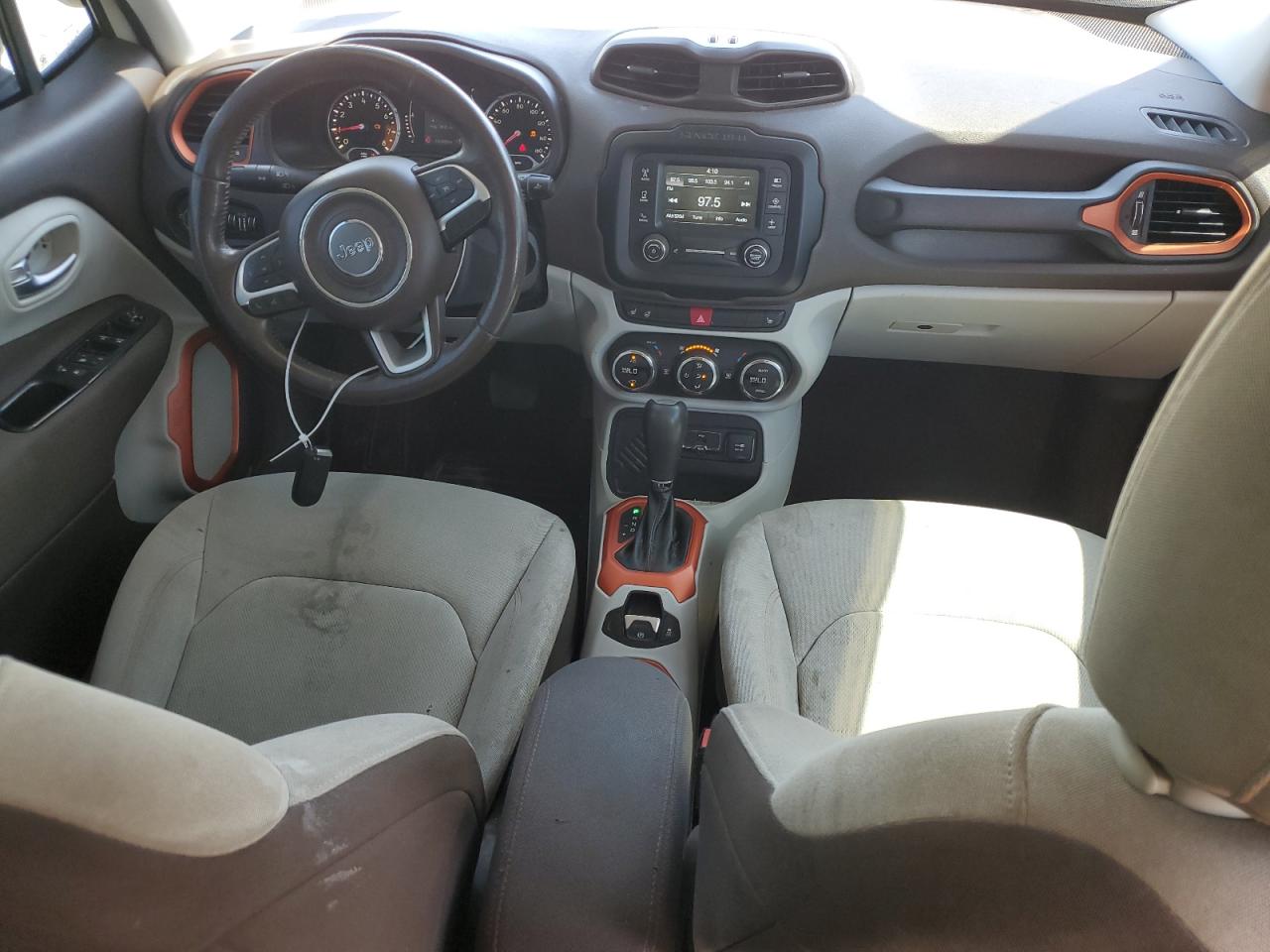 2015 Jeep Renegade Latitude VIN: ZACCJABT1FPB45526 Lot: 57231575