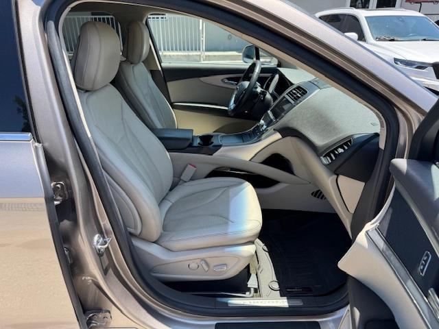  LINCOLN NAUTILUS 2020 tan