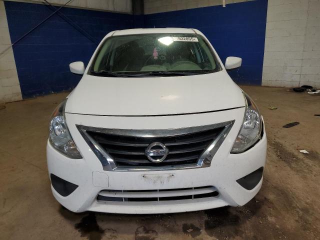  NISSAN VERSA 2018 Biały
