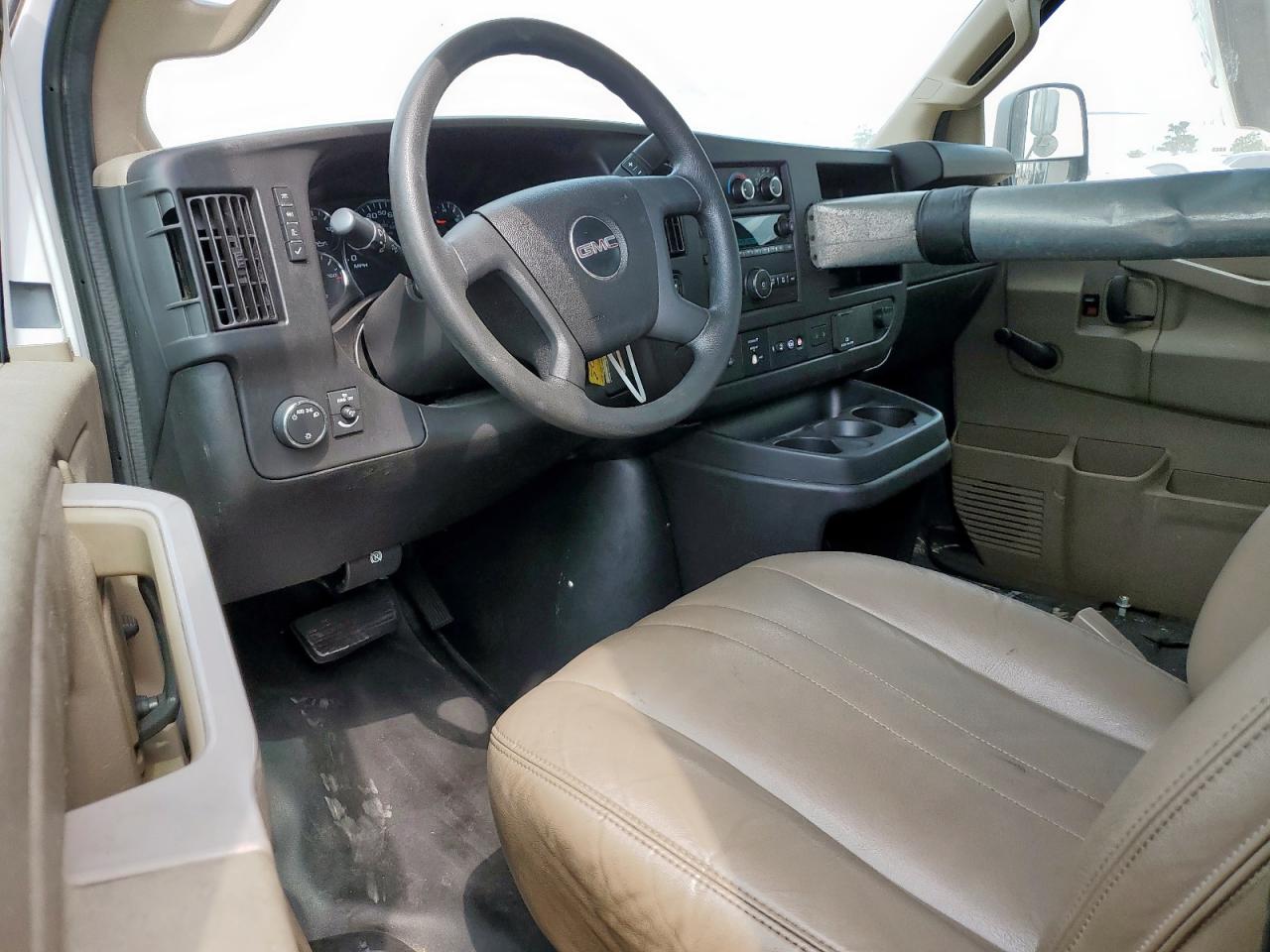 2019 GMC Savana Cutaway G3500 VIN: 1GD07RFPXK1232344 Lot: 56575745
