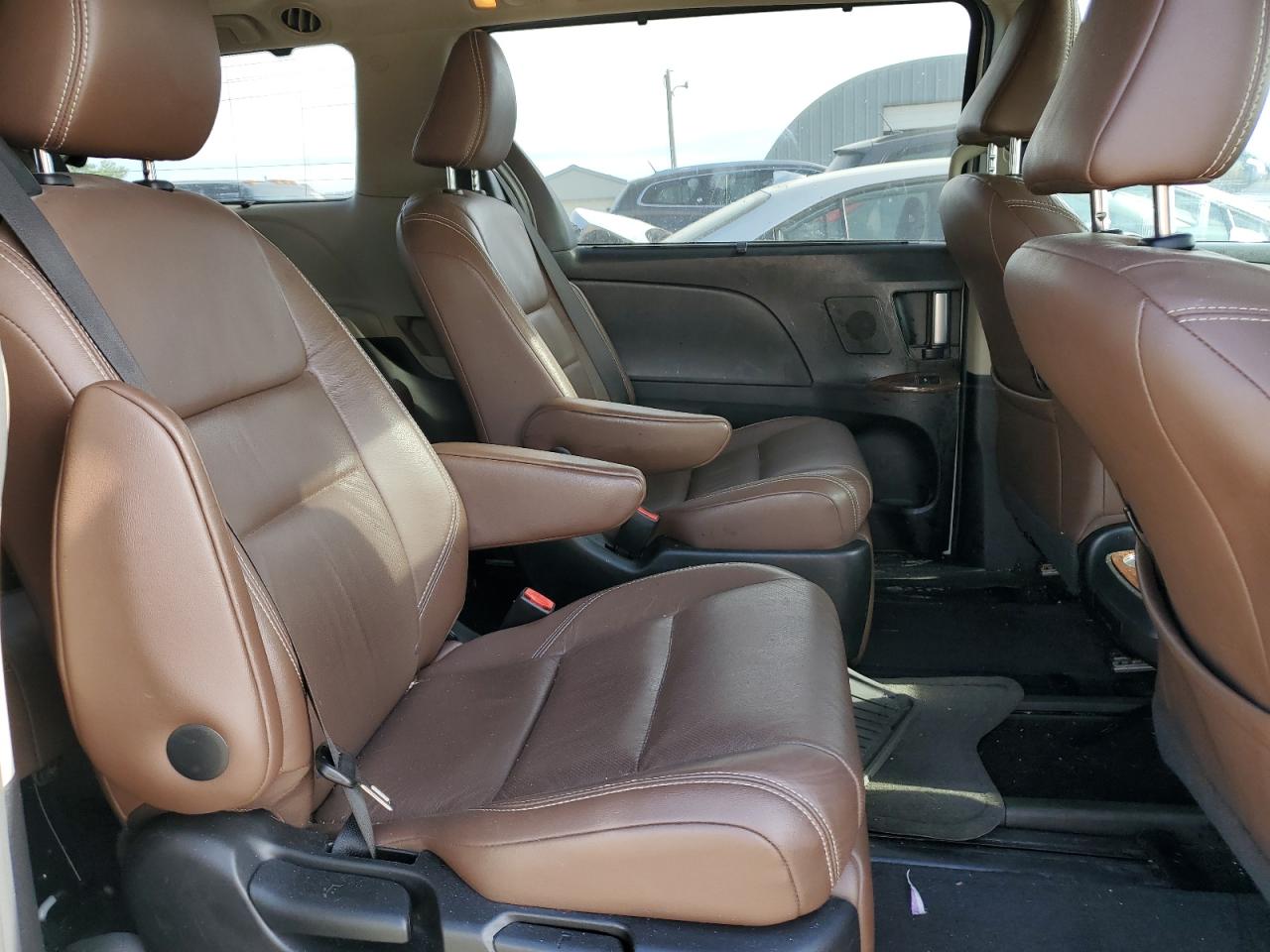2017 Toyota Sienna Xle VIN: 5TDYZ3DC8HS839336 Lot: 57103045